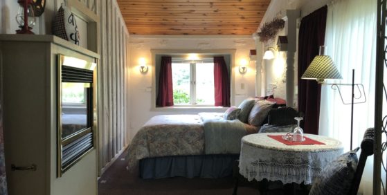 Woodland Room in Little House
