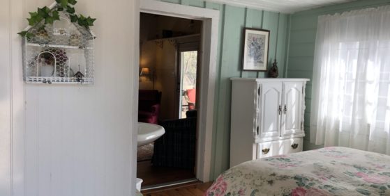 Garden Suite in Little House